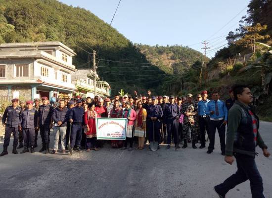 डिमुवा र पातीचौर बजारमा सरसफाई कार्यक्रम