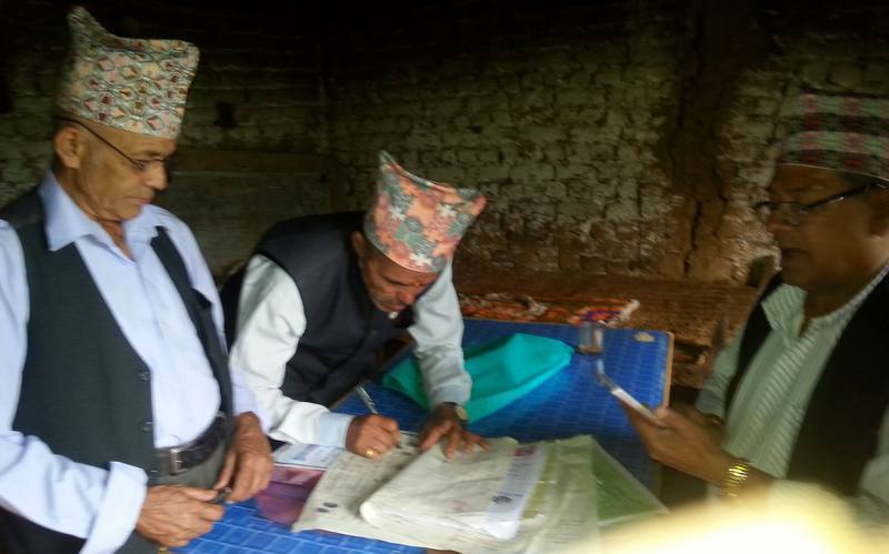 आश्रम बनाउन ४० लाखको जग्गादान