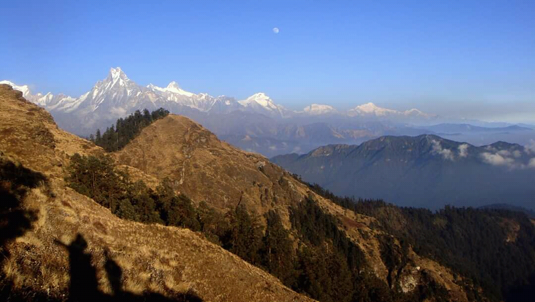 पर्यटनको सम्भावना बोकेको जलजला