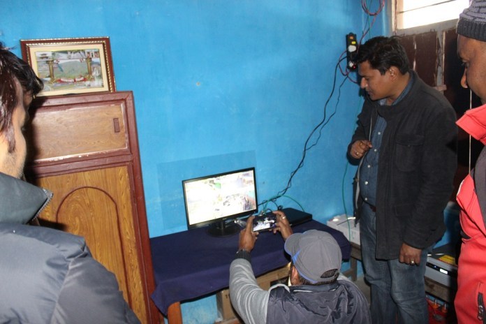 प्रवासीको सहयोगमा मिलनचोक र मोहनचोकमा सिसिटिभी क्यामेरा जडान
