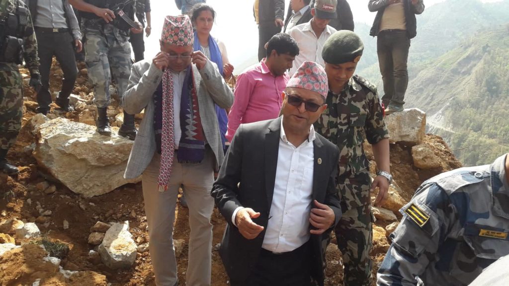 अध्यक्ष तिमिल्सीनाद्धारा कालीगण्डकी लोकमार्गको अवलोकन