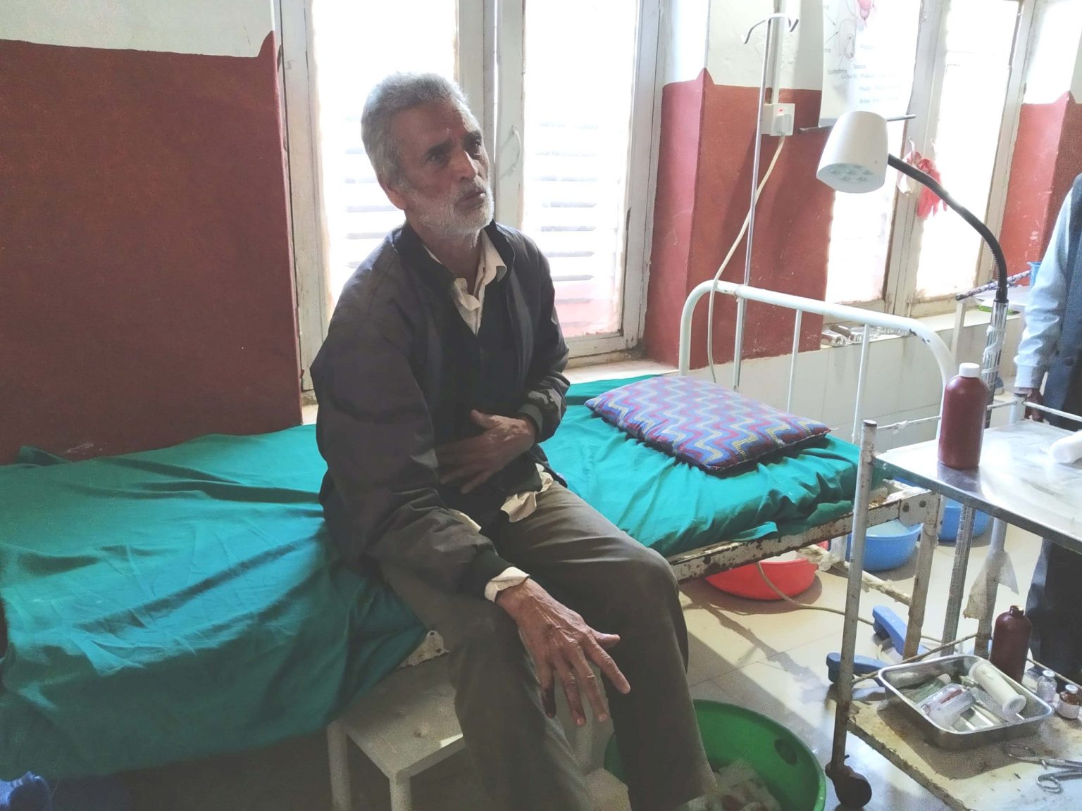 पर्वतमा चितुवाको आक्रमणबाट एक बृद्ध घाइते