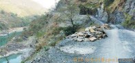 दक्षिणवासीलाई खुशीको खवर : लुंखु—हुवास सडक कालोपत्रे हुँदै